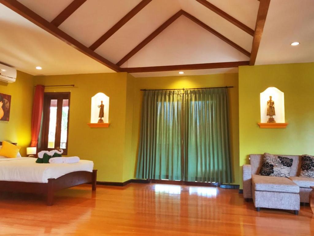 Villa Chaya Khao Lak Buitenkant foto